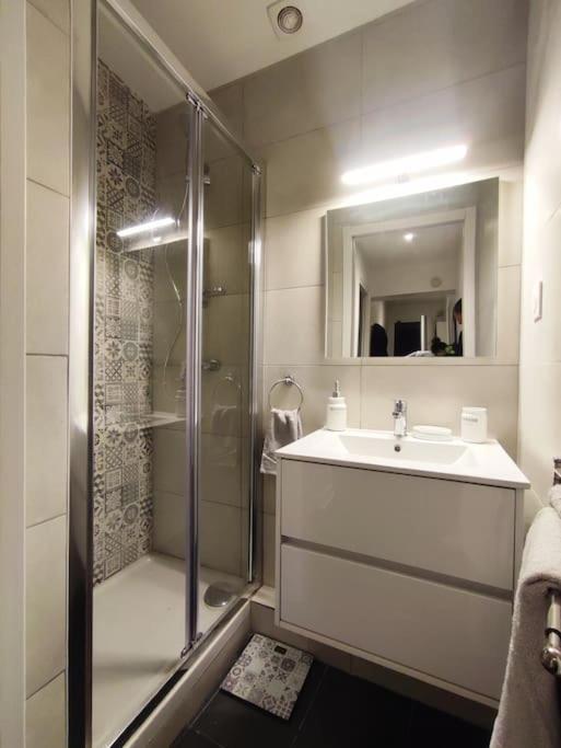 Appartement Proche Paris/Metro Asnières Екстериор снимка